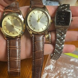 Mens Watches 2 Gold-tone Brown Bands 1 Carlos Raymond Silver-tone Metal. Works
